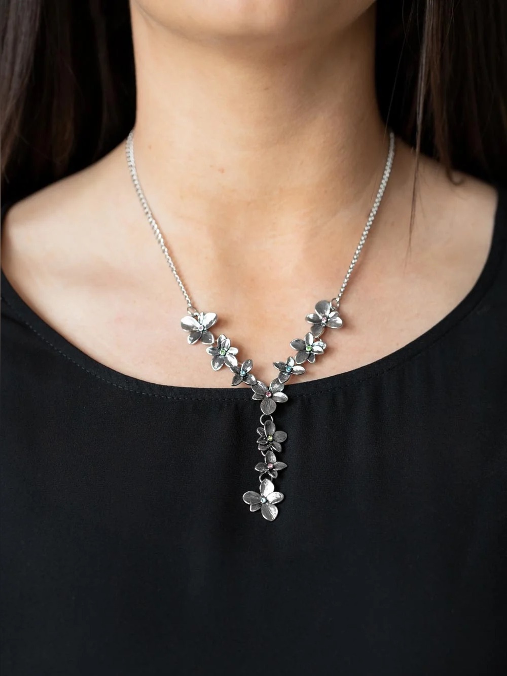 paparazzi Silver and multicolored Floral Lariat Necklace